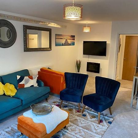 Rhôs-on-Sea Luxury Modern 1Bed Sea View Apartment מראה חיצוני תמונה